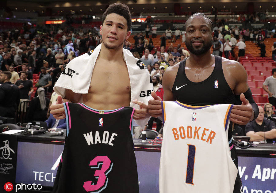 全市场：35岁的皮亚尼奇决定退役，目前在学习当经纪人（全市场：35岁皮亚尼奇宣布退役，正学习转型当经纪人）