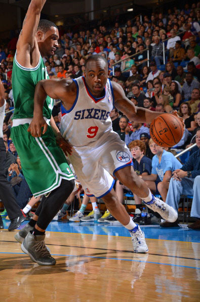 拉波尔塔：很幸运能拥有亚马尔，我要保护他与他保持一致立场（拉波尔塔：亚马尔是我们的幸运，我会保护他并与他立场一致）