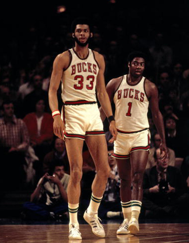 NBA：凯尔特人主场大胜奇才（NBA：凯尔特人坐镇主场狂胜奇才）