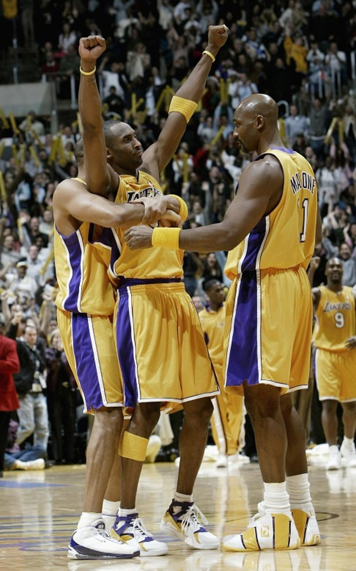 9后卫竞争轮换！库里：确实激烈，但竞争对球队是健康且必要的（九名后卫角逐轮换！库里：激烈竞争有益球队且不可或缺）