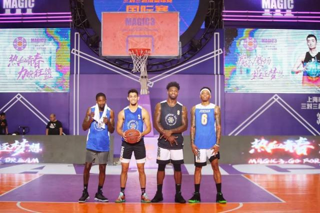 英超豪门又掉链子：3场不胜狂丢7分，争冠形势迅速恶化（英超豪门再度失手：近三战不胜丢7分，争冠前景急剧下滑）