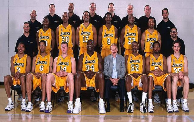 电讯报约罗专访：婉拒皇马加盟曼联，我从不后悔（电讯报专访约罗：拒皇马投曼联，我毫无遗憾）