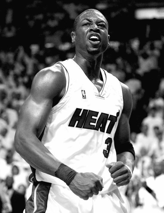 大莫里斯：欧文是我见过最有天赋的球员 他不像地球人&是外星人（大莫里斯盛赞欧文：他是我见过天赋最强的球员，像外星人而非地球人）