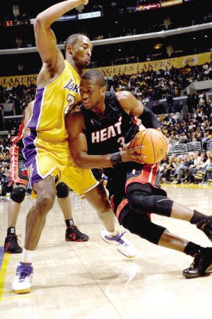 卡佩罗：市场有好中锋英超会出手，然后是西甲最后才轮到意甲（卡佩罗：若出现优秀中锋，英超最先出手，其次西甲，最后才轮到意甲）