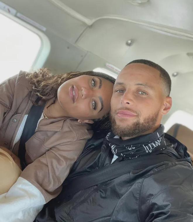 德甲半程最佳阵容：拜仁6人入选（德甲半程最佳阵容揭晓：拜仁6人上榜）