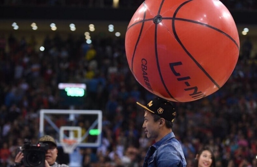 德布劳内复出助攻如潮（德布劳内伤愈归来助攻爆棚）