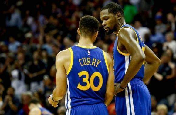 B席达成欧冠百场里程碑，成葡萄牙球员第四人（B席欧冠出场破百，葡萄牙球员第4人达此里程碑）